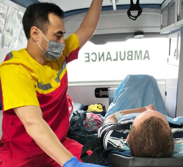 Тяжелый ушиб головного мозга, кровоизлияние мозга, перелом основания черепа – диагноз пострадавшего врача