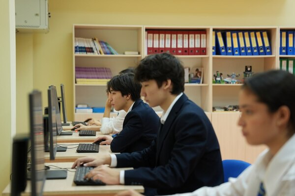 От фишинга до дропперства: чему научила игра «Qarzhy Saqshysy»