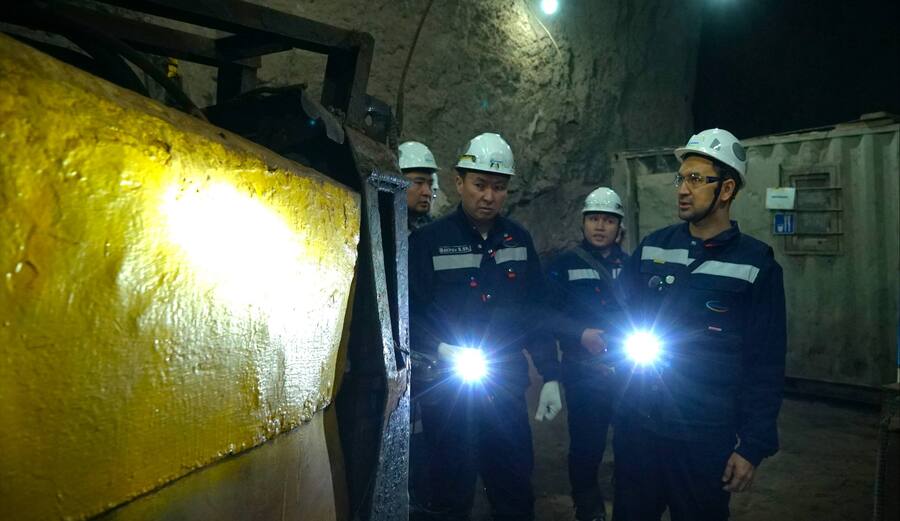 Председатель Правления Казахмыса провел встречу с коллективом Западного рудника