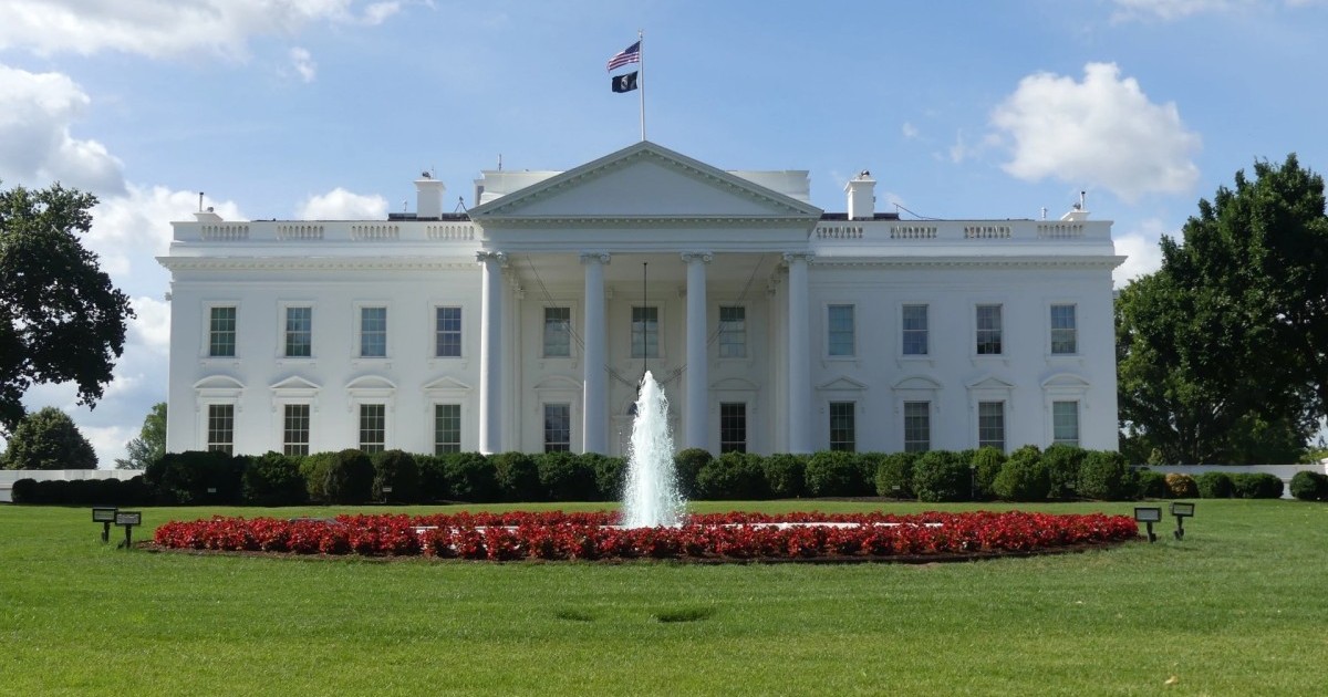 Три американских СМИ подали в суд на администрацию Трампа
