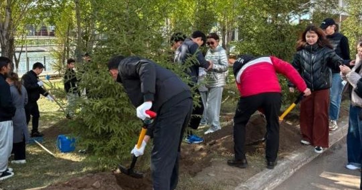 Масштабный экологический месячник "Таза Қазақстан" продолжается в Астане
