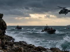 Трагедия на Каспии: девять военнослужащих погибли во время учений