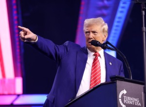 Трамп "наказывает" Бразилию