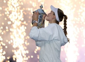 Елена Рыбакина возглавила мировой рейтинг WTA