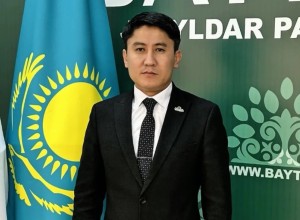 Сын исполнительного секретаря “Байтақ” попросил проверить доход отца и алименты