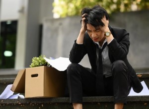 В Казахстане сократят срок выплат для потерявших работу