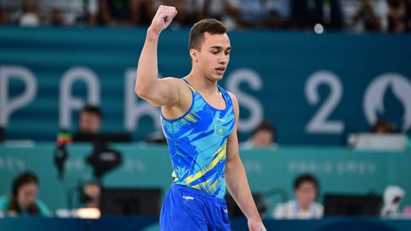 Карими занял первое место в общем зачете Кубка мира в вольных упражнениях