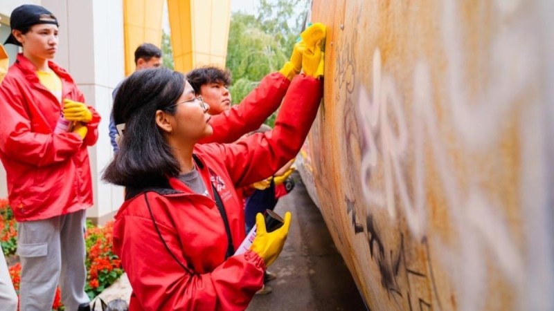 Более 5 тыс. вандалов наказаны в Астане с начала года