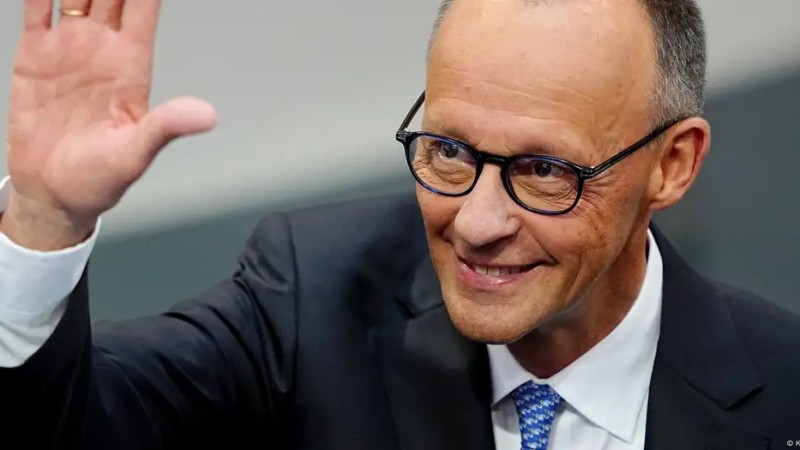 Бундестаг утвердил Мерца канцлером Германии со второй попытки