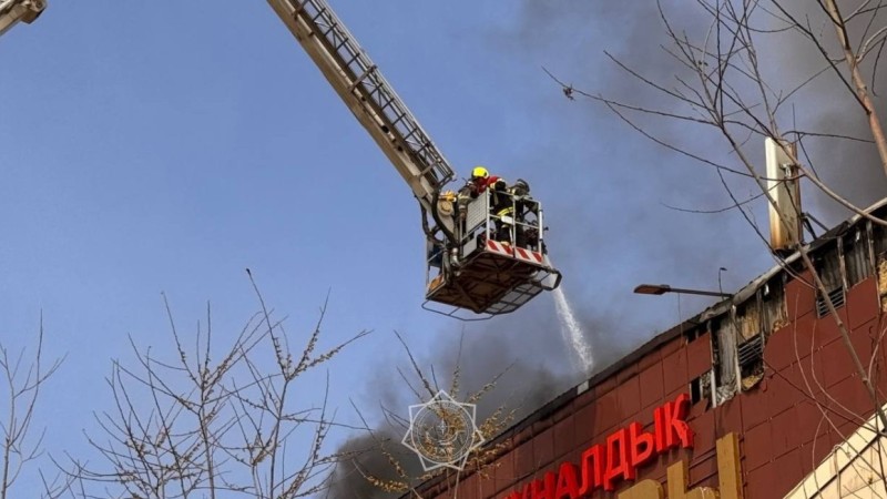 Пожар на рынке "Шапагат" локализован