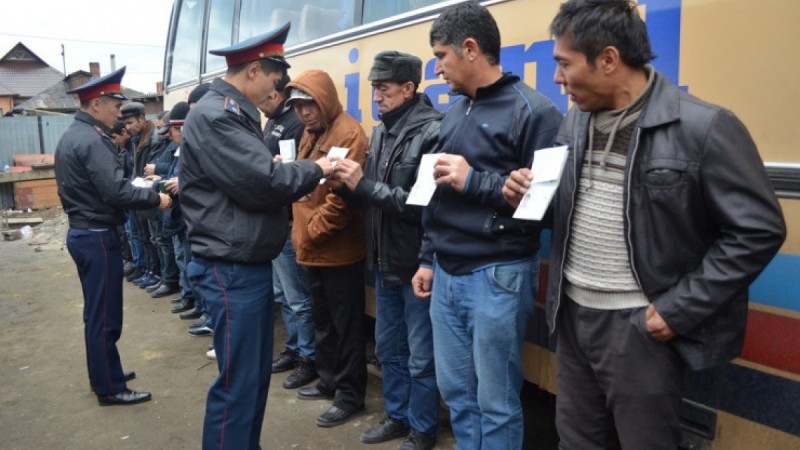 Сколько человек покинули Казахстан за 25 лет