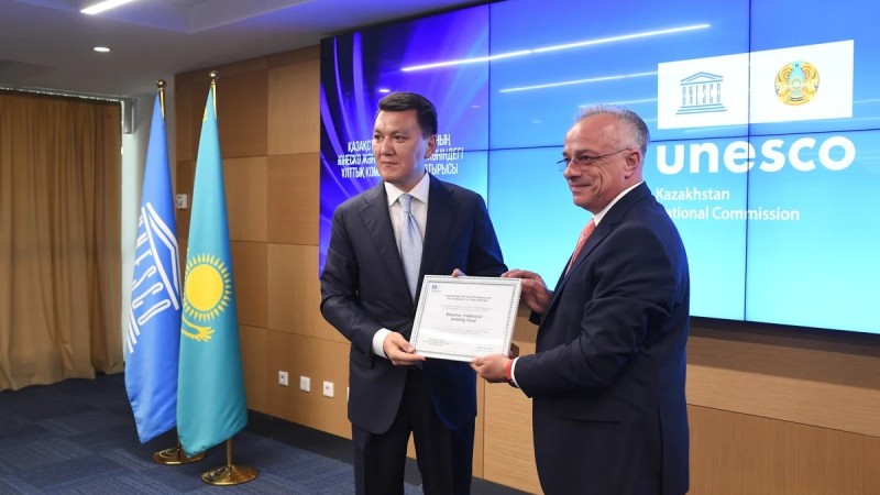 Ерлан Карин: в ЮНЕСКО подана заявка по включению в список Всемирного наследия подземных мечетей Мангистау