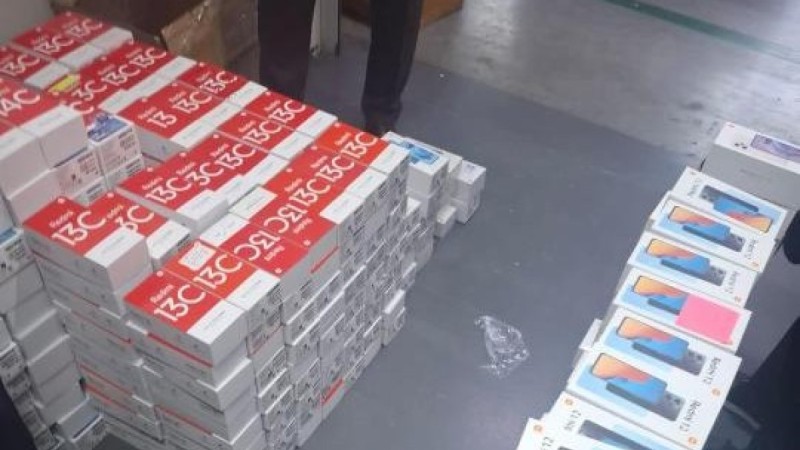 Поддельная продукция Xiaomi конфискована на рынке Алматы