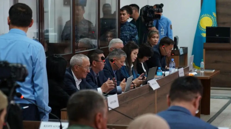 Подсудимый Абзал Шынасыл: Мы аульские, а не хуторские!