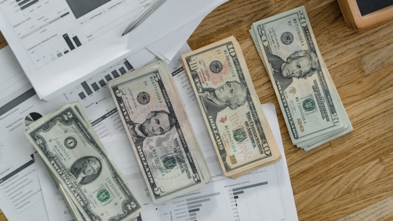 Курс валют на 24 мая