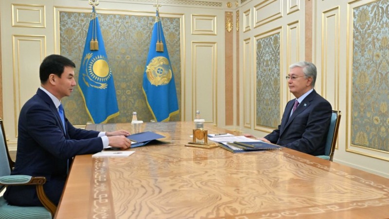 Токаев поставил задачи перед новым акимом Алматы