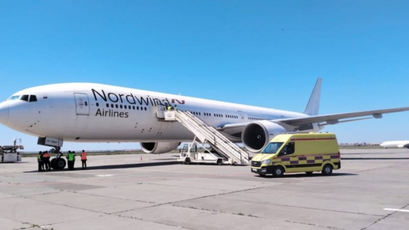 Женщина скончалась в самолете на подлете к Актобе