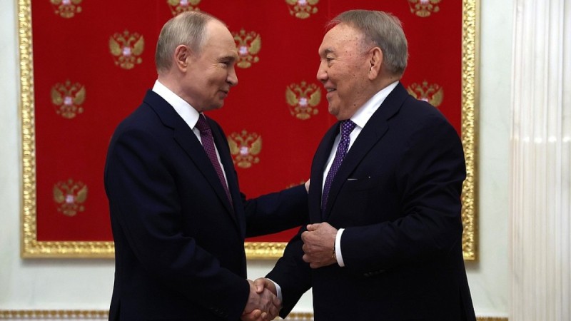 Зачем Назарбаев летал к Путину?