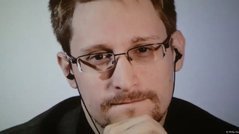 Россия не отправит Эдварда Сноудена на войну с Украиной