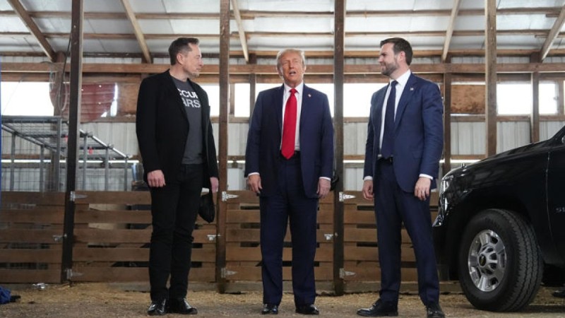 Трамп запретил Вэнсу критиковать Маска, чтобы не сжечь все мосты