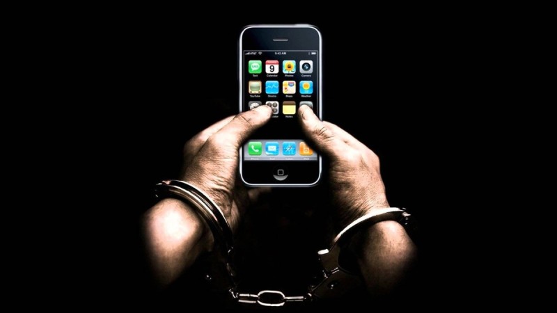 Регистрация краж сотовых телефонов стремительно падает