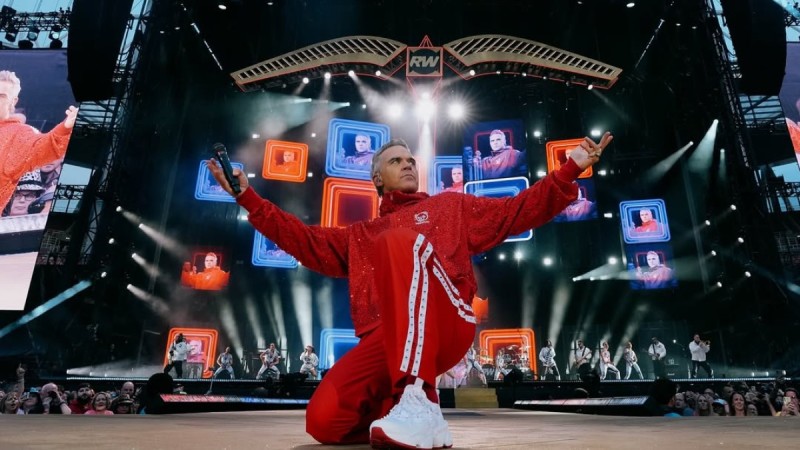 Робби Уильямс пообещал попробовать кумыс в Казахстане