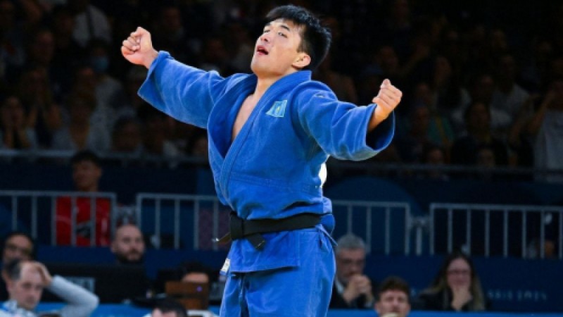 Гусман Кыргызбаев вышел в 1/4 финала чемпионата мира по дзюдо