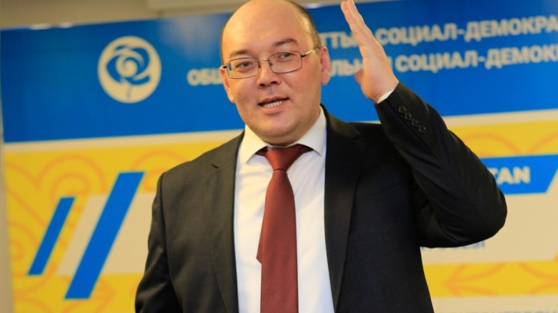 Сколько нужно зарабатывать, чтобы питаться по-человечески? – мажилисмен