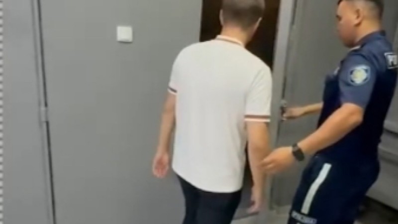 Неудачный пранк обернулся для блогера 10 сутками ареста в Алматы