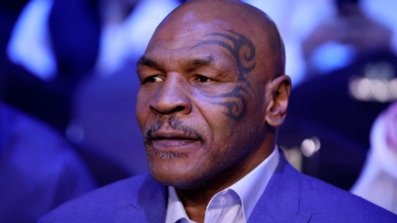 Майк Тайсон пришел на матч казахстанской теннисистки