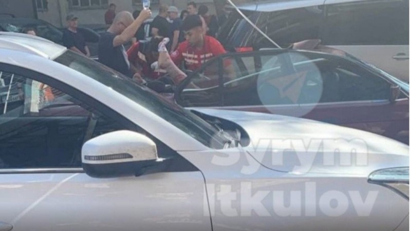 Мужчина убил жену и спрыгнул с 25-го этажа в Астане