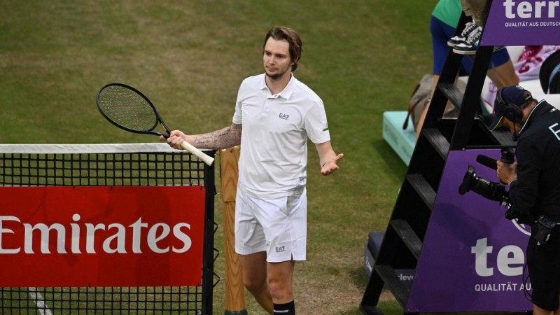 Александр Бублик вышел в полуфинал "Halle Open"