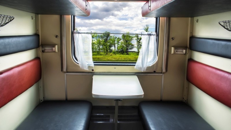 "Пассажирские перевозки" извинились перед клиентами за 6 часов задержки поезда