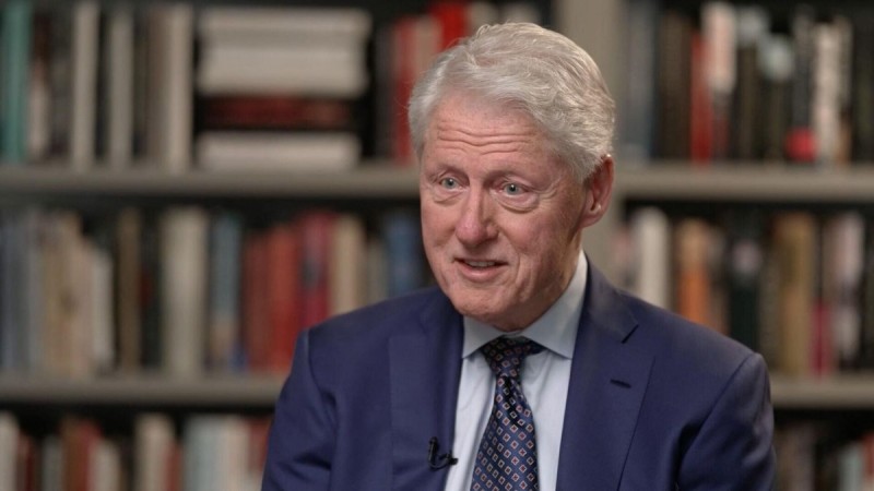 Билл Клинтон: Нетаньяху хочет войны с Ираном, чтобы остаться у власти