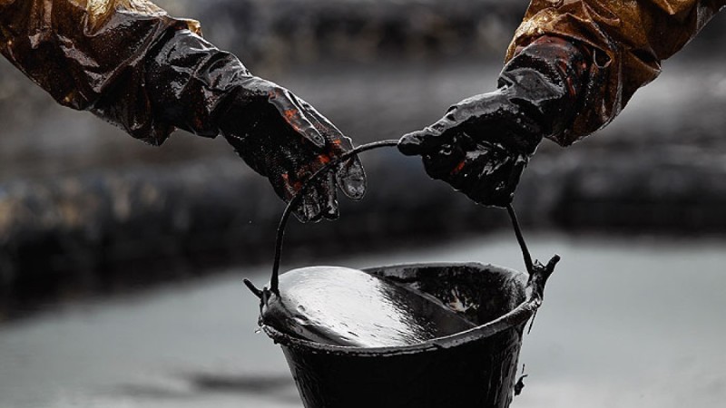 Цена на нефть поползла вверх на фоне конфликта на Ближнем Востоке