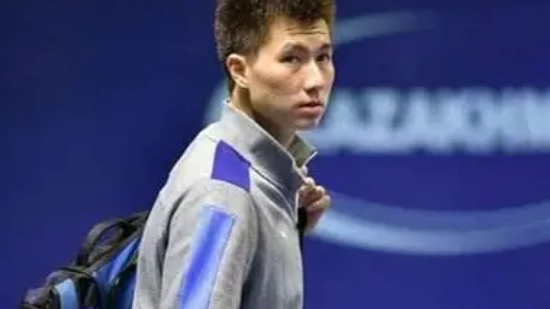 Камон, Бейбит! Что известно о восходящей звезде тенниса Жукаеве?