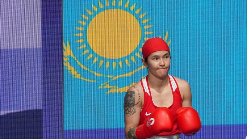 Назым Кызайбай гарантировала себе медаль КМ по боксу