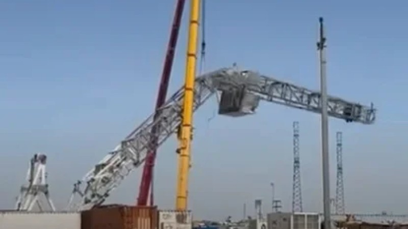 Буровая вышка упала в Мангистауской области