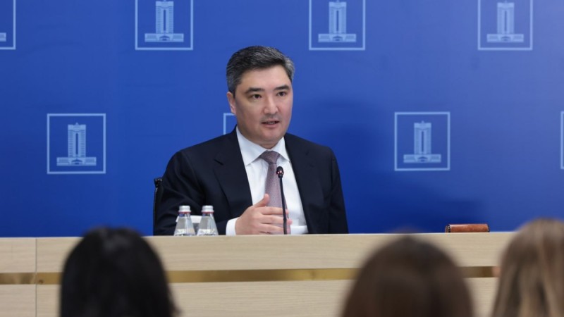 "Нет, не остановлю. Будем расти". Олжас Бектенов о росте тарифов ЖКХ