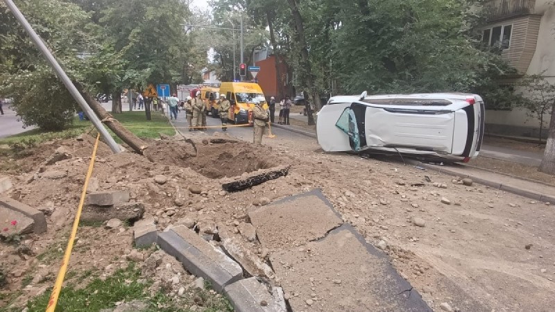Подземный газопровод взровался в Алматы