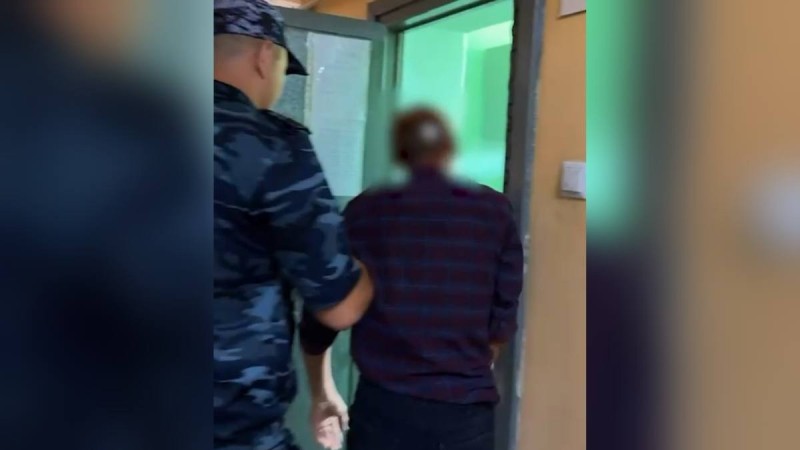 Астанчанина наказали за осквернение наследия Абая