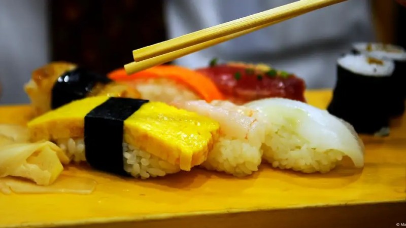 В России призвали ввести налог на блюда "враждебных" стран