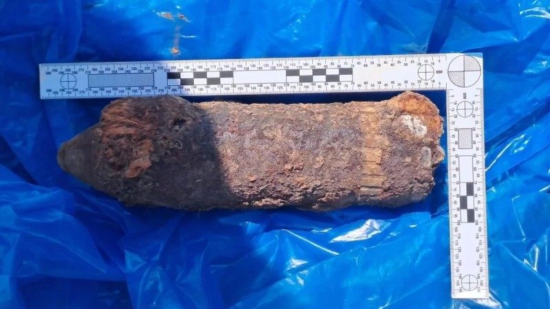 Житель СКО нашел снаряд в своем огороде