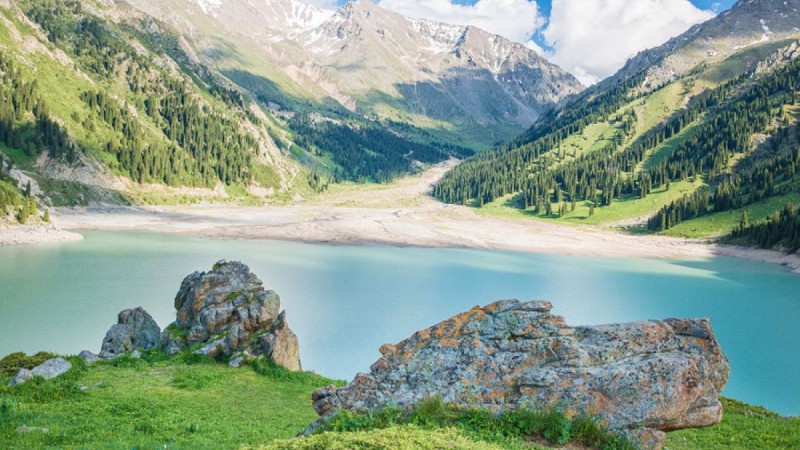 Токаев раскритиковал состояние сферы туризма: кого наказали?