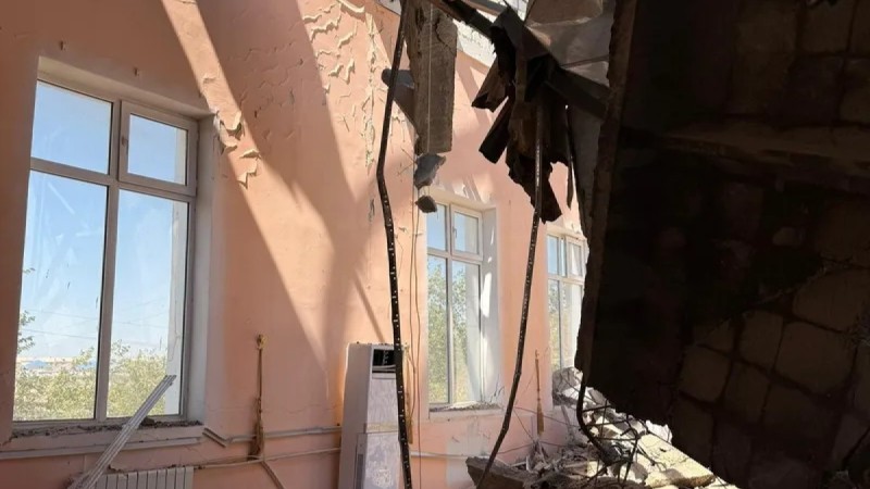 Обрушение крыши в школе Мангыстау: возбуждено уголовное дело