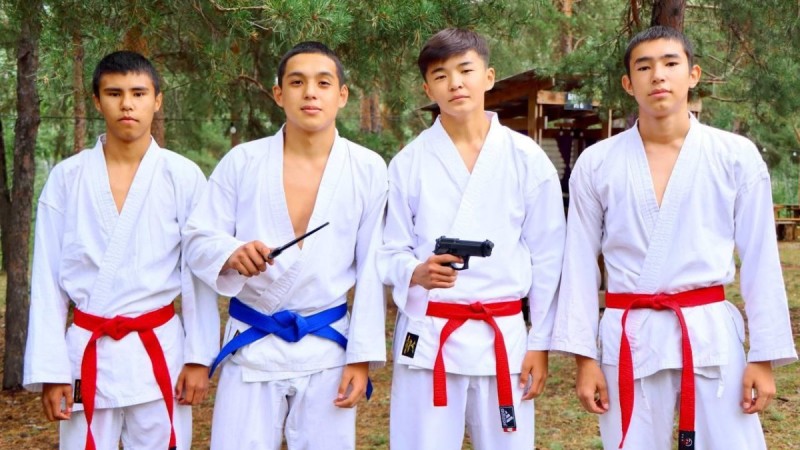 Семь лет добрых традиций: особенные спортсмены снова встретились на летнем празднике