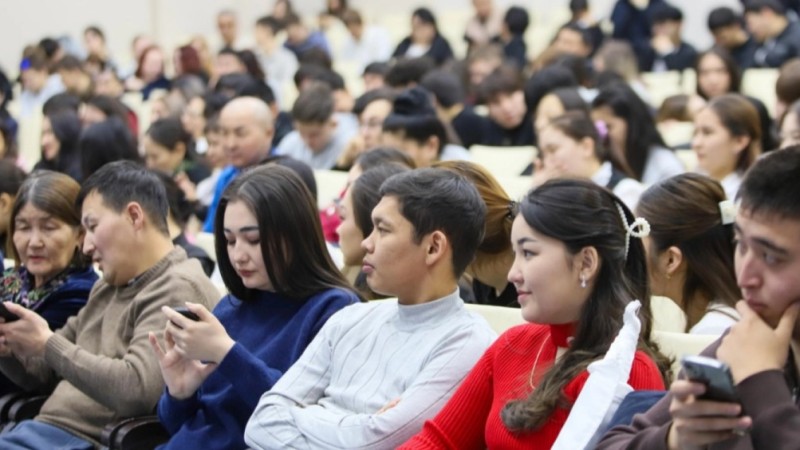 Рэп против правонарушений: как молодежь Восточного Казахстана выбирает честный путь