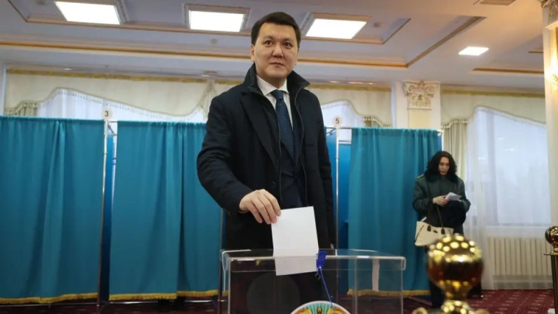 Карин: Референдум закрепляет практику принятия решений через волю народа