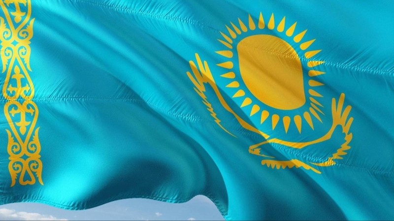 Патриотические стихи о Казахстане и Родине ко Дню Республики: красивые и короткие стихотворения для детского сада и школы